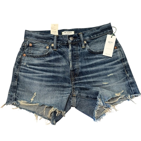 American Eagle AE77 Premium The Classic Cut Off Jeans Shorts NWT - Picture 1 of 2